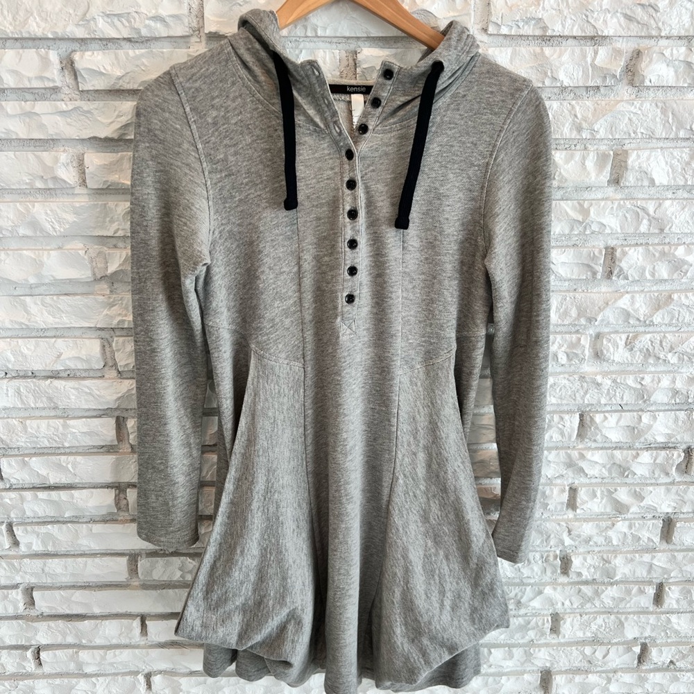 Kensie Quarter Button Jersey Dress Light Gray Drape Pockets Hood - Picture 2 of 8